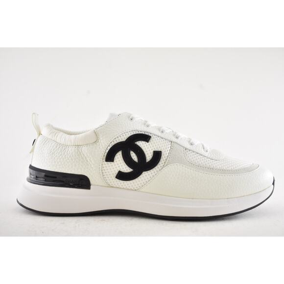 Chanel 21S Mens White Black Leather CC Logo Lace Low Top Trainer Sneaker 44 11 - Picture 2 of 14